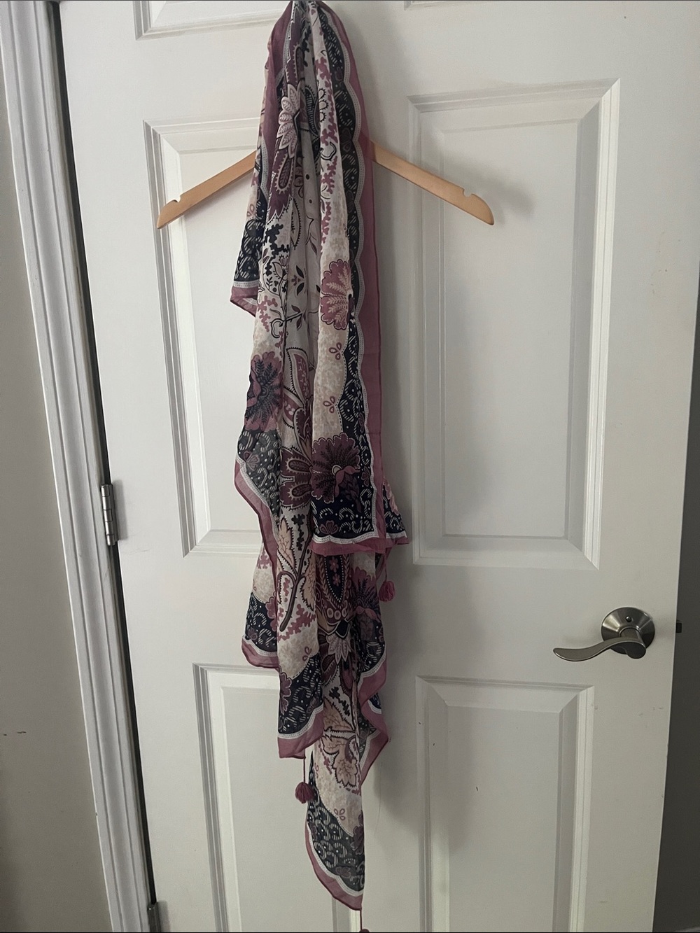 Floral Paisley Silk, cotton blend Scarf Dusty Rose & Navy with tassels 41”x41” - Picture 2 of 6